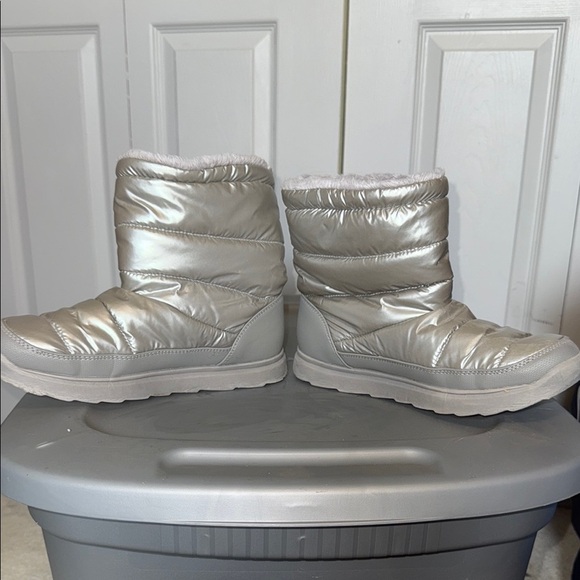 Tek Gear Silver Winter & Rain Boots - Picture 2 of 9